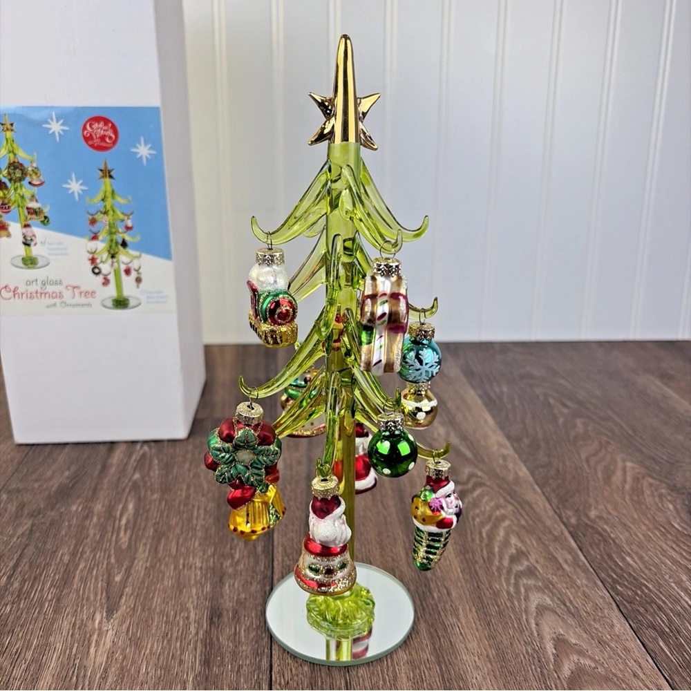 Global Village Glass Studios Green Christmas Tree With Ornaments Art Glass